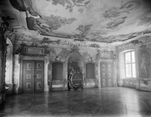 Neues Schloss — Bacchussaal