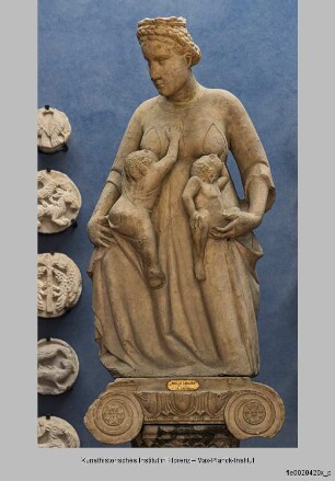 Die theologischen Tugenden : Caritas (vom Ostportal des Baptisteriums)