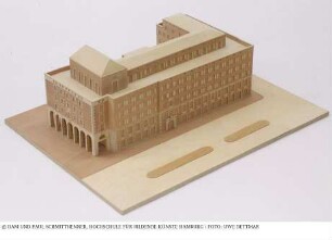 "Königin-Olga-Bau", Dresdner Bank - Modell des Gesamtgebäudes