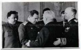 Vertreter der Sowjetischen Kontrollkommission beim Neujahrsempfang von Wilhelm Pieck