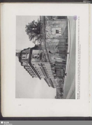 Bayreuth. Hofgartentor mit dem ehemaligen Spindlerschen Hause, 1758 von dem Hofarchitekten Karl Philipp Christian von Gontard (1731-1791) für den Maschinenmeister der Oper, Spindler erbaut, Storchenhaus genannt