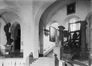 Historisches Museum der Pfalz mit Weinmuseum —