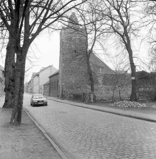 Altlandsberg, Berliner Straße 1. Berliner Torturm (1301/1400). Ansicht von der Feldseite