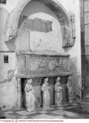 Grabmal des Artale Cardona