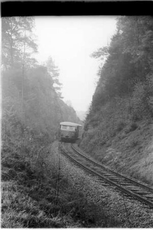 Haigerloch-Trillfingen, Schienenbus VT 6, bis Eyach wurde bis 1972 gefahren