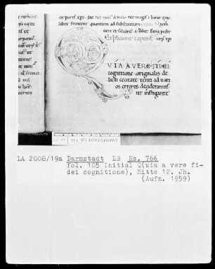 Gregorius Magnus und andere — Gregorius Magnus, Regula pastoralis — Initiale Q(uia a vere fidei cognitione), Folio 105recto
