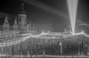 Lichtfest am Alten Rathaus anlässlich des II. Deutschen Turn- und Sportfestes