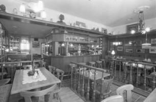 Neueröffnung der Gaststätte "Kleiner Meierhof" in der Zähringerstraße 16
