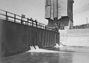 Altes Sperrtor VI bei Lohnde im Bau/Mittellandkanal