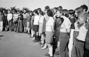 Merdingen: Singende Schulkinder, Weinberg bei Merdingen