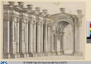 Palasthof. Fünf Linkskulissen und Prospekt. Halbentwurf links