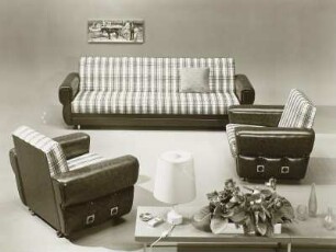 Sitzgruppe "Elke" : Wohnzimmermöbel. Sitzgruppe "Elke" (1976; Möbelkombinat Erfurt (MKE)) mit Beistelltisch