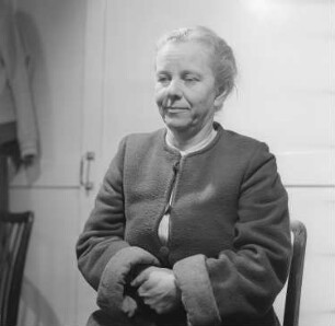 Porträt der Schauspielerin Mathilde Danegger, Trägerin der Klara Zetkin-Medaille : Porträt von Mathilde Danegger