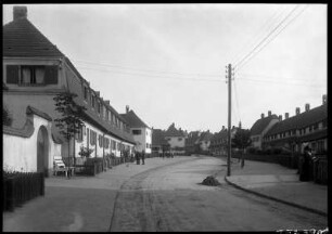 Am Grünen Zipfel : Dresden-Hellerau. Westliche Gartenseite der Straße Am Grünen Zipfel
