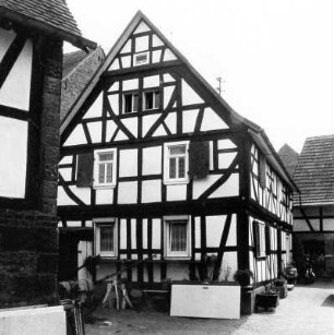 Fachwerkwohnhaus; Ranstadt, Rathausstraße 2