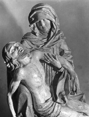 Pietá : Pietá. Holz, geschnitzt (1501/1515; M.- Schaffner). Teilansicht. Bad Waldsee-Gaisbeuren, Kapelle Sankt Leonhard