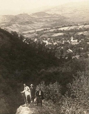 Rumänien. Südkarpaten. Blick auf Hamlesch in Siebenbürgen, unweit Hermannstadt