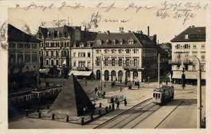 Postkartenalbum mit Motiven von Karlsruhe. "Karlsruhe in Baden, Pyramide"