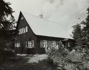 Hütte der Alpinen Vereinigung Hochglück