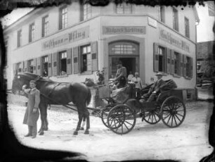 Kutsche vor dem Gasthaus Pflug in Buchen