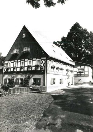 Steinbach. Wohnhaus Nr. 70, Hauptstraße 97. Straßenansicht