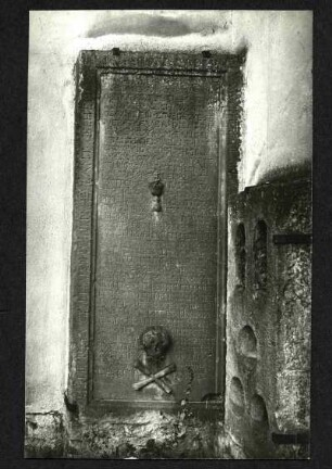 alter Friedhof. Grabstein des Pfarrers Tobias Sartorius, +1738