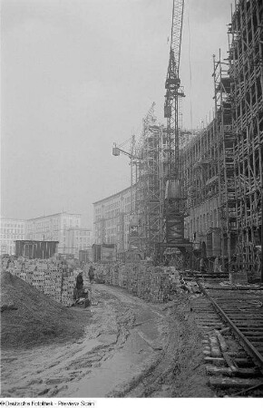 Blick auf die entstehende Ringbebauung, Roßplatz