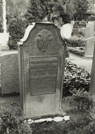 Grabstein für John Rudolf Förster. Dresden, Friedhof Eibenstocker Straße, Kipsdorfer Straße