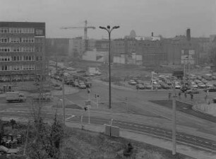 Dresden-Friedrichstadt. Kreuzung Schweriner/Löbtauer/Schäfer-/Weißeritzstraße. Blick vom Wohnhaus, Schweriner Straße 63