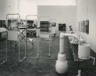 X. Triennale Mailand, Deutsche Abt., Architekt Egon Eiermann