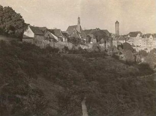 Rothenburg ob der Tauber. Teilansicht mit Johanniskirche und Faulturm