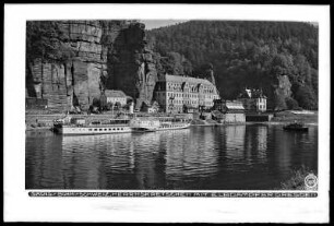 Blick auf Herrnskretschen (Hřensko) mit Herrenhaus und Elbdampfer