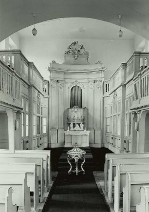 Mückenberg (heute: Lauchhammer-West), Schlosskirche, Inneres nach Osten