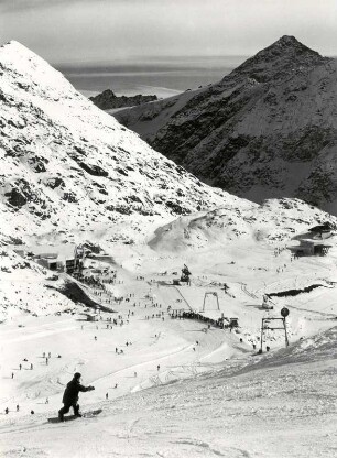 Blick auf die Bergstation des Pitztalgletschers