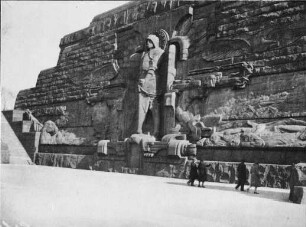 Erzengel Michael am Eingang zum Völkerschlachtdenkmal