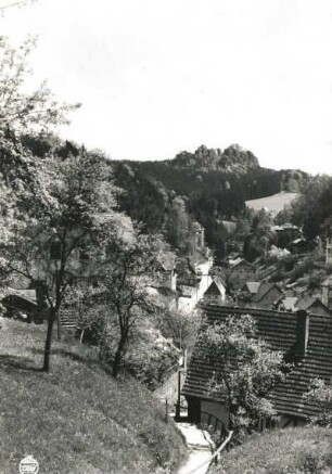 Rathen-Niederrathen. Ortsteilansicht. Blick nach Osten zum Gamrig