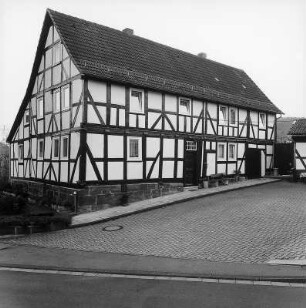 Wehretal, Dorfstraße 13