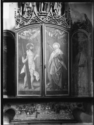 Rieden / Rosengarten evangelische Pfarrkirche Südlicher Nebenaltar um 1510/20 gefertigt geschlossener Zustand - links "der Schmerzensmann" und rechts "schmerzhafte Muttergottes"