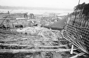 Geesthacht; Elbe: Unwetter zerstört Kraftwerk Geesthacht; versandete und unterspülte Fundamente