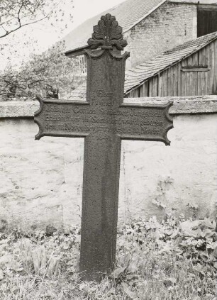 Grabkreuz für Johann Gottlob Schiefner