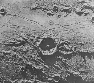 Krater Triesnecker, mit Rillen : Technikgeschichte | Astronomie | Mond