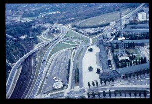 Autobahn/Funkturm 8.10.64.
