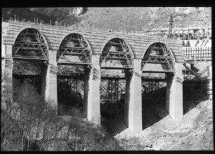 Drachenlochbrücke: Lehrgerüste und Bogenschalung