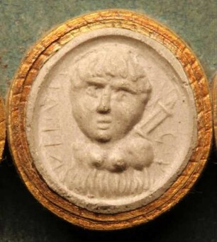 Diana (Artemis) oder der Mond, mit einem Köcher und zwei Spießen bewafnet (Daktyliothek, Supplement)