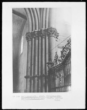 Kapitelle des südwestlichen Vierungspfeilers