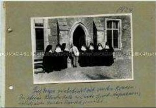 Wilhelm Doegen mit irischen Nonnen