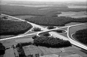 Freiburg: Autobahnkleeblatt, Freiburg Mitte