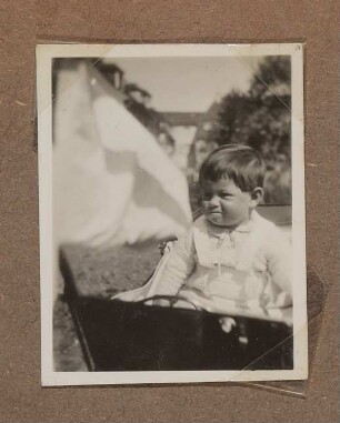 Christiane Zimmers Sohn Clemens im Kinderwagen