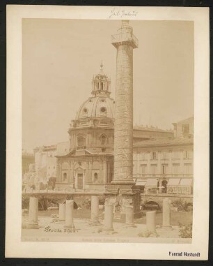Trajanssäule und S. Maria di Loreto, Rom: Ansicht
