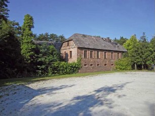 Hild-Mühle; Walluf, Mühlstraße 62a, Mühlstraße 42, Mühlgraben, Kalbswiese